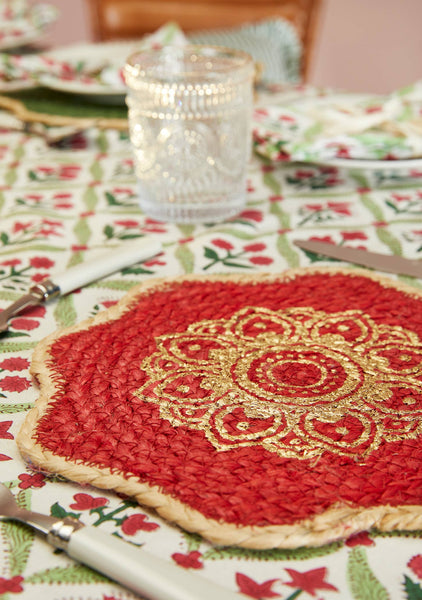 Red Foiled Scallop Jute Placemat