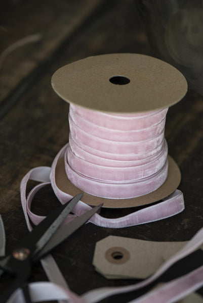 Light Pink Velvet Ribbon (10 m)