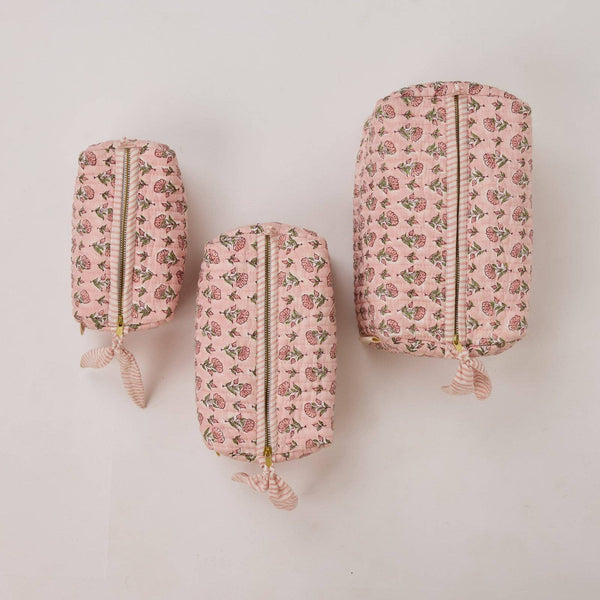 Blush Ditsy Floral Washbag