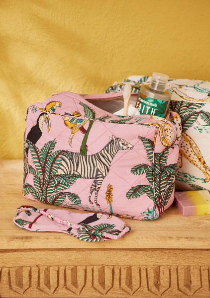 Green Jungle Print Wash Bag