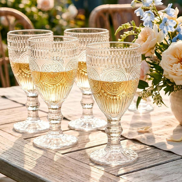Amore Patterned Wine Glass