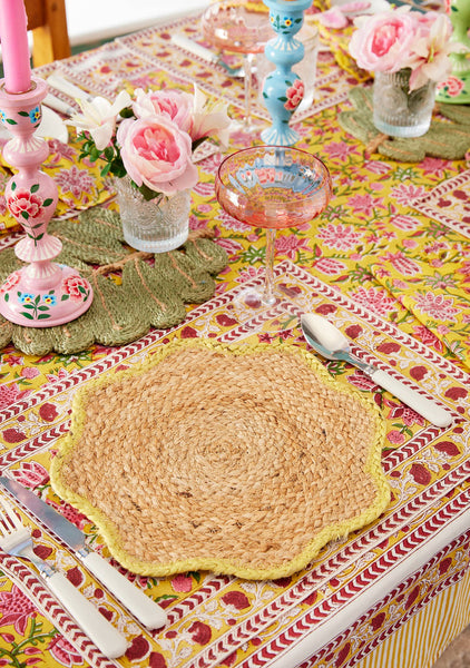 Pink Scallop Jute Placemat