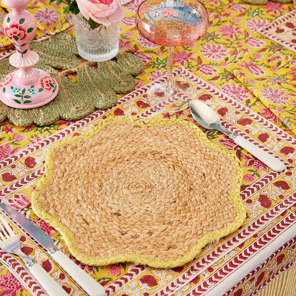 Yellow Scallop Jute Placemat