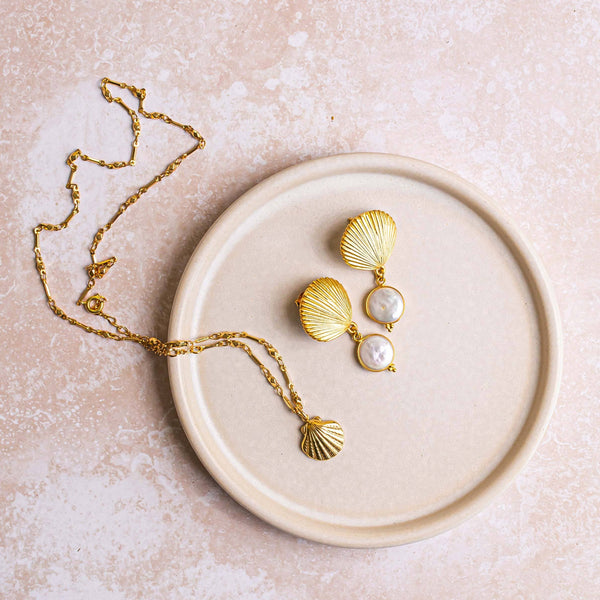 Gold Shell Estepona Pendant Necklace by Ashiana