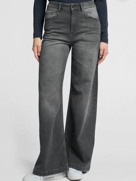 Washed Grey Wide Leg Jeans by Yaya