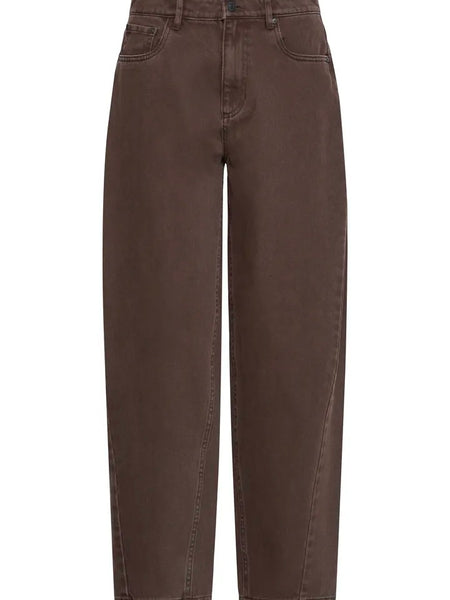 Chocolate Barrel Jeans B.Young