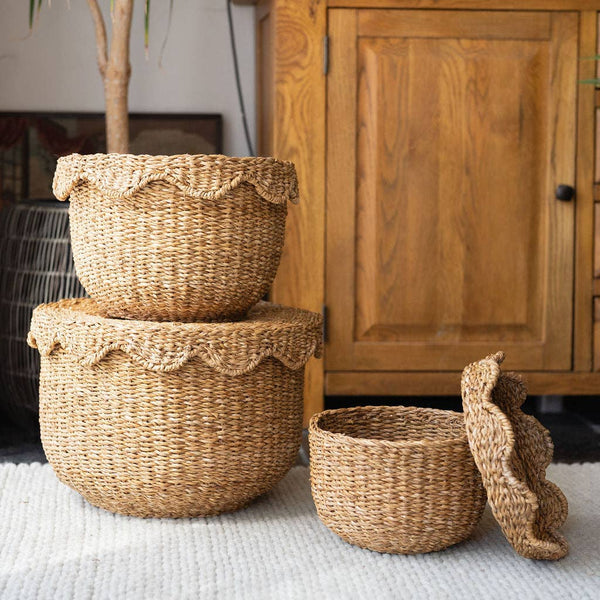 Small Bangali Scallop Lidded Storage Basket