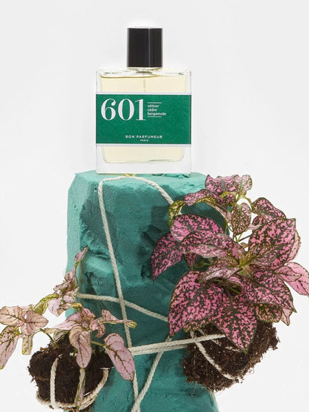 601 Fresh Fragrance: Vetiver, Cedar, Bergamot