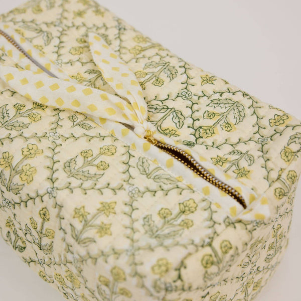 Floral Lattice Buttercream Washbag
