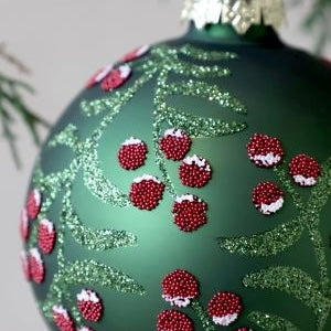 Moss Green Christmas Bauble Berries