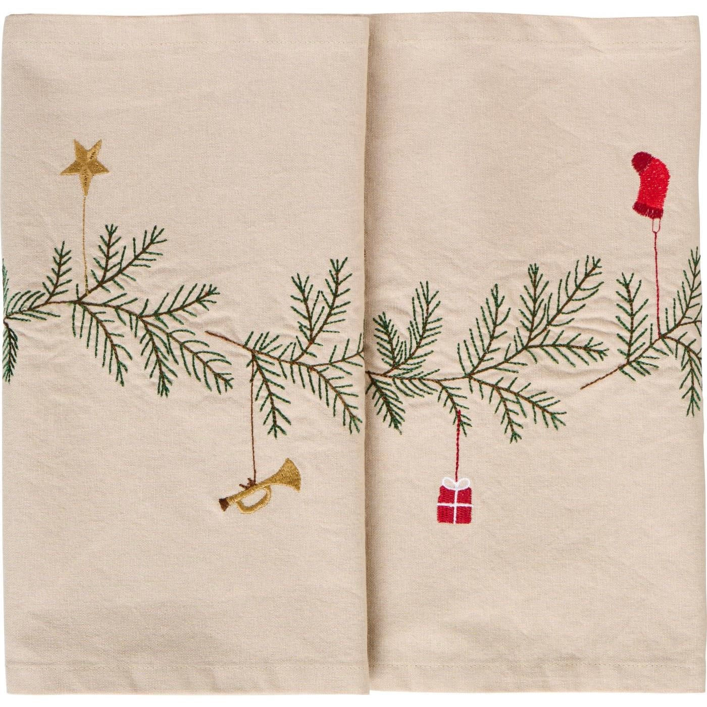 Spruce Garland Table Runner