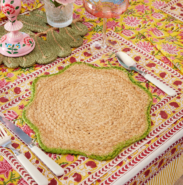 Green Scallop Jute Placemat