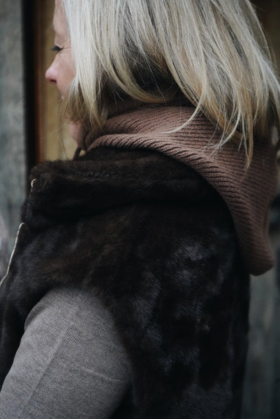 Brown Knitted Tie Detail Hood