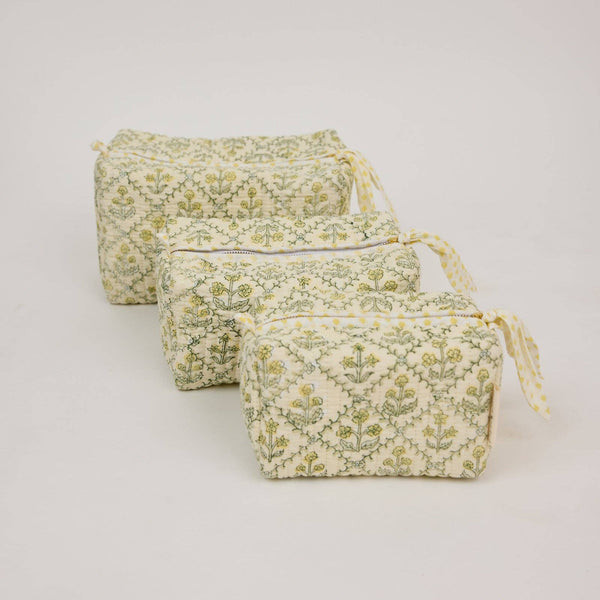 Floral Lattice Buttercream Washbag