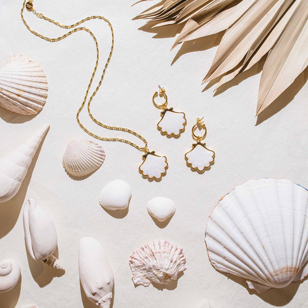 Clam Chowder Necklace by Ashiana