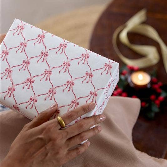 Block Printed Wrapping Paper Sheets - Bows Christmas Pudding