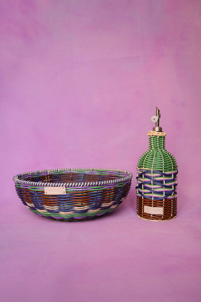 Oil Pourer Brown/Green by Maegen