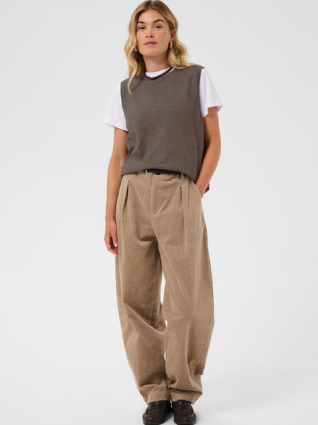 Mocha Sleeveless Top by Saint Tropez