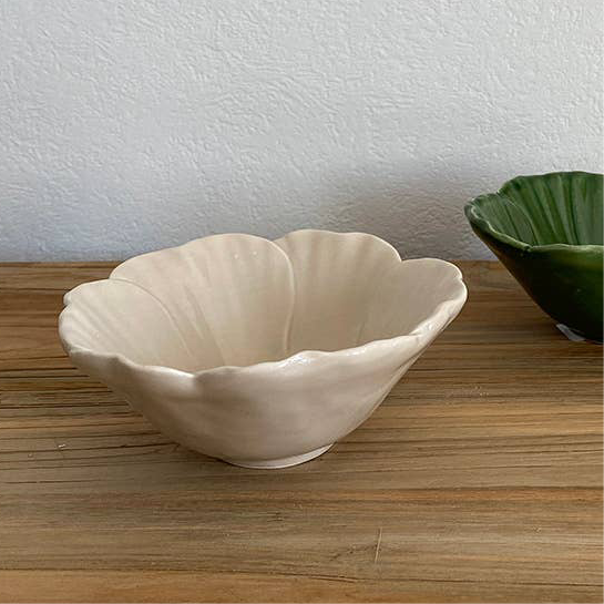 Off-white Flower Bowl
