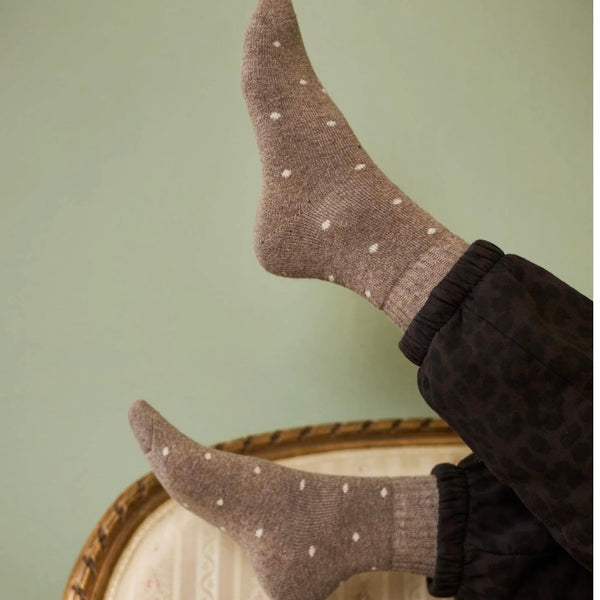 Camel Wool Dot Socks