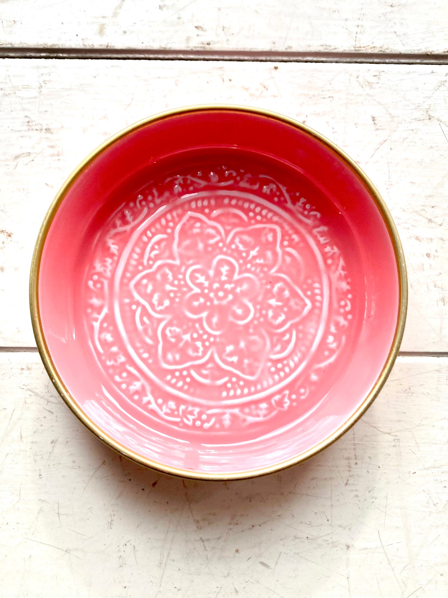 Small Dark Pink Metal BerbereTray