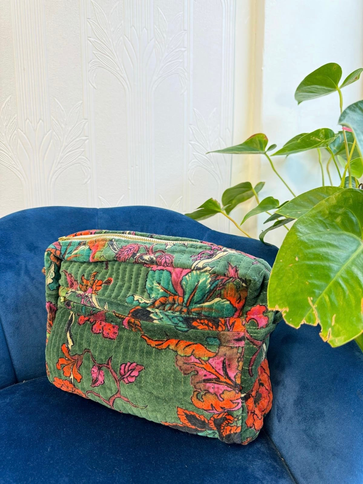 Green Floral Velvet Wash Bag