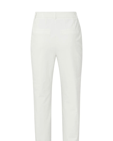 White Stretch Chino Jeans by Yaya