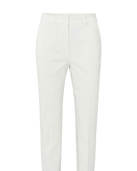 White Stretch Chino Jeans by Yaya