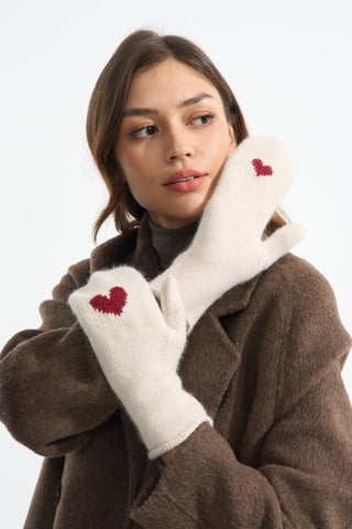 Ecru Cosy Heart Mittens