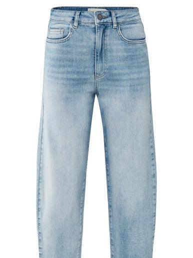 Light Denim Barrel Jeans By Yaya