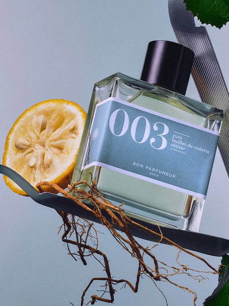 003 Woody Fragrance: Yuzu, Violet Leaves, Vetiver