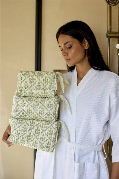 Floral Lattice Buttercream Washbag