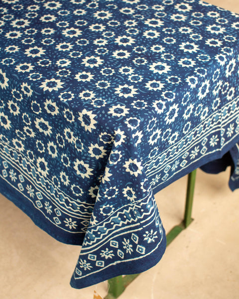 Blue Daisy Broad Chalke Tablecloth