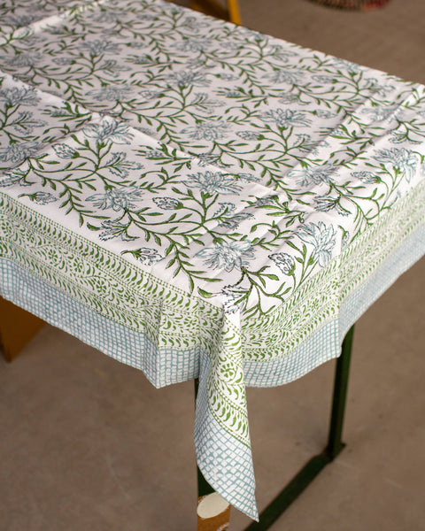 Green Trellis Wilsford Tablecloth XL