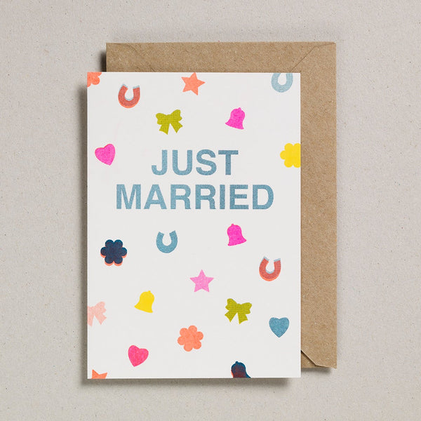 Just Married Confetti by Petra Boase